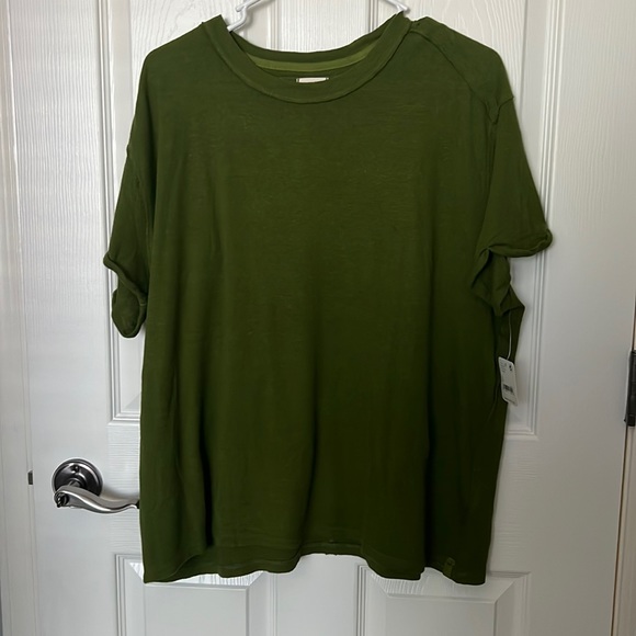 Oversized Green Tee - Picture 1 of 5